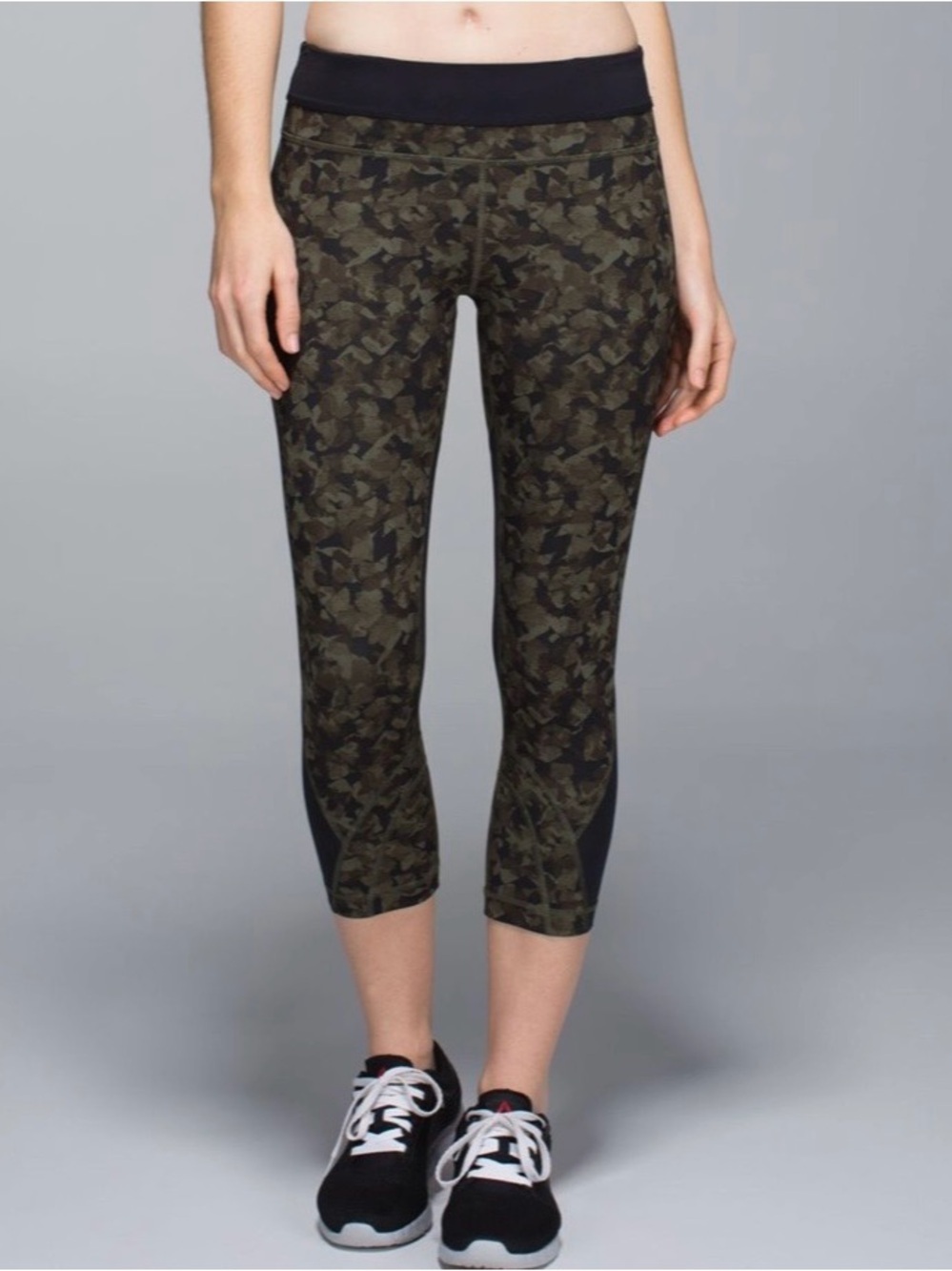 Lululemon Run: Inspire Crop II *Full-On Luxtreme (Mesh) Mystic Jungle